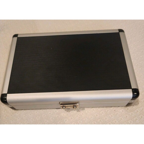 Travel Rugged Case Cigar Humidor Silver Black With Locking Latch - Picture 7 of 11